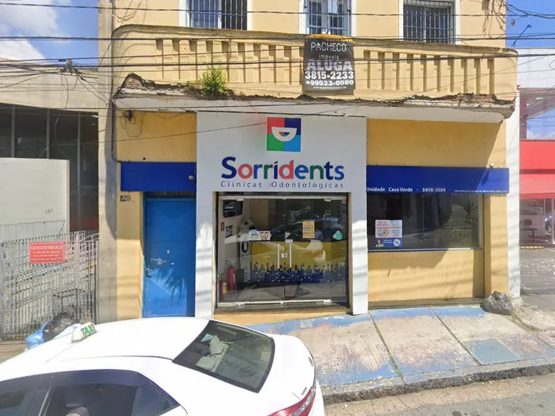 Fachada da clínica Casa Verde
